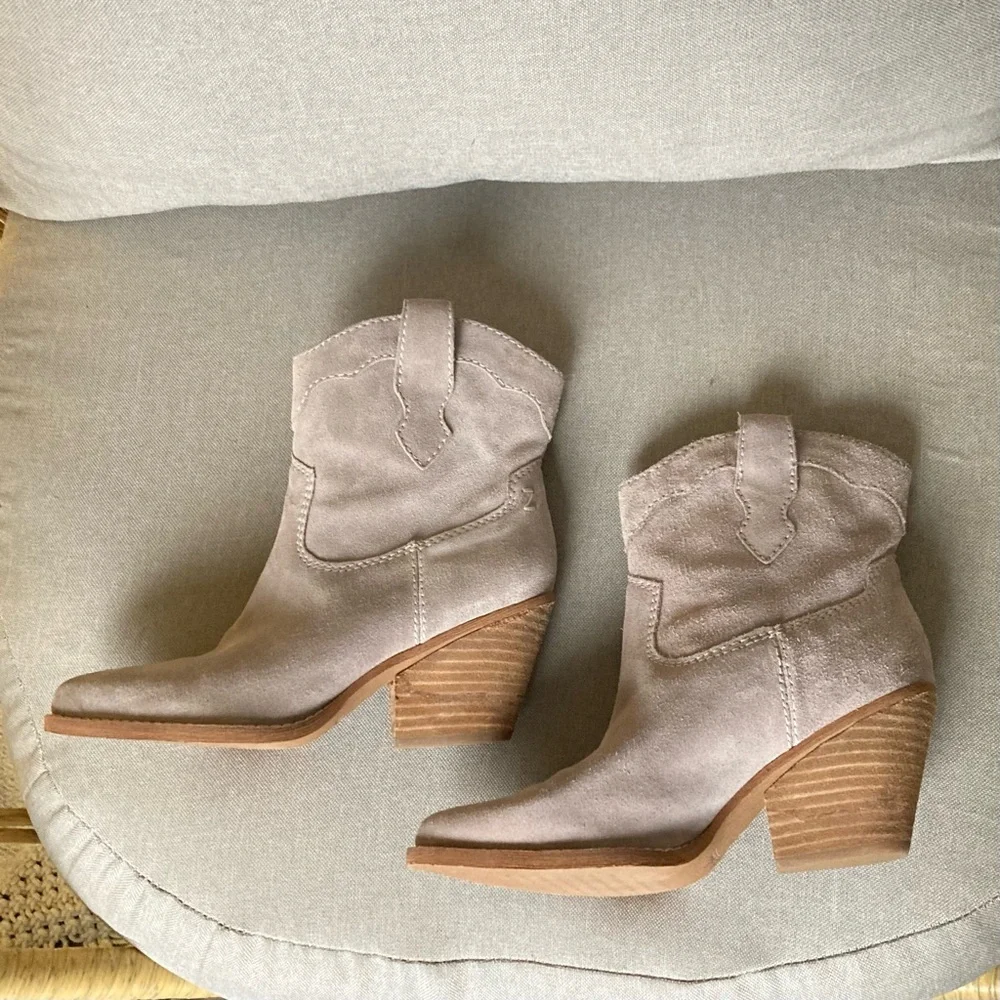Zodiac Roslyn Suede Leather Western Ankle Boots Taupe Stone Gray | Size 6m